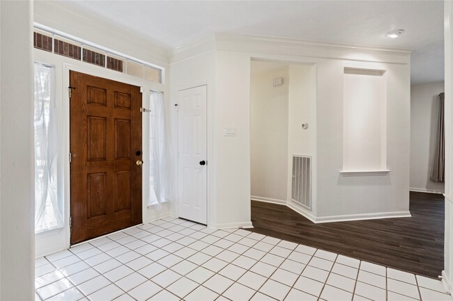 Building Photo - 1602 Winston Homestead Dr