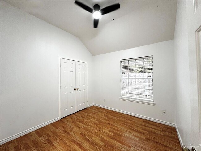 Building Photo - 19 N 47th St