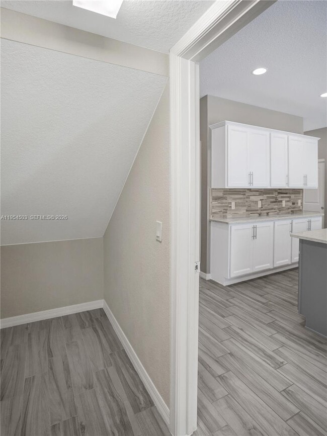 Building Photo - 8330 Rearing Ln