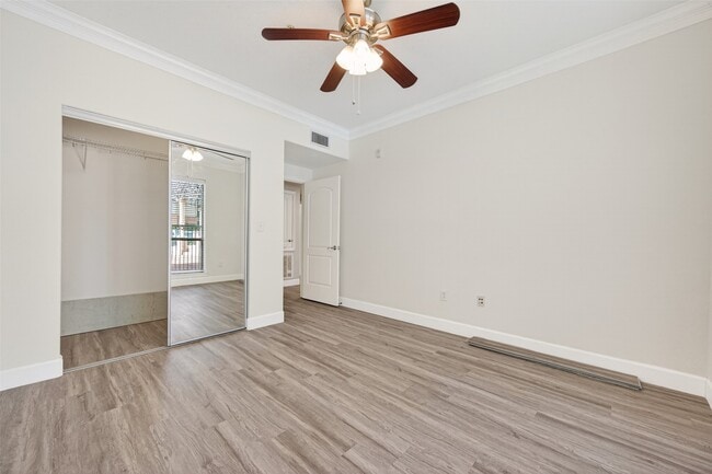 Building Photo - 2299 Lone Star Dr