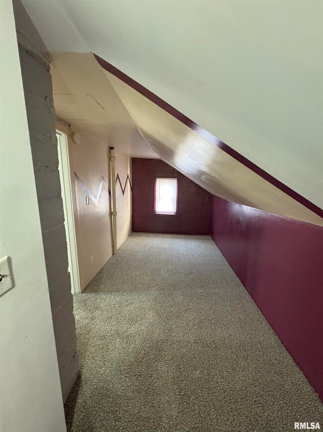 Building Photo - 705 E Marietta Ave