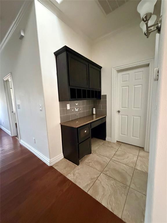 Building Photo - 398 Mesa Dr