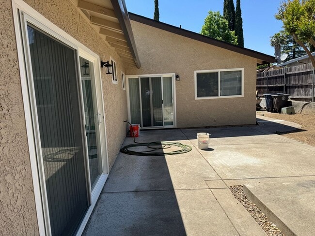 Building Photo - Home for Rent in Citrus Heights, CA
