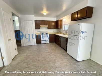 Building Photo - 1341 Merritt Cir