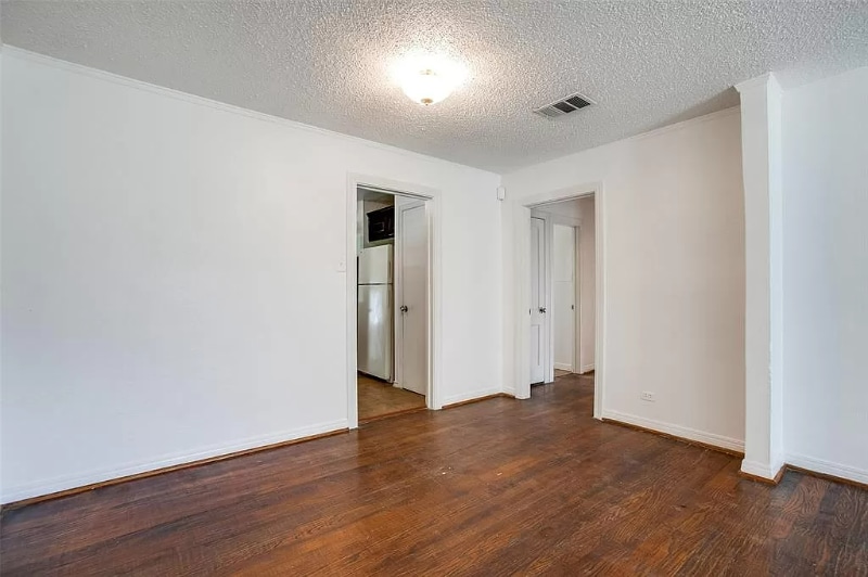 Building Photo - 1425 Cedar Crest Dr