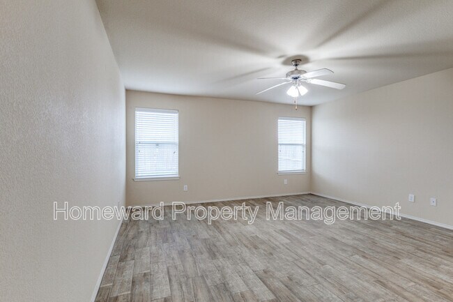 Building Photo - 325 Chalkstone Dr