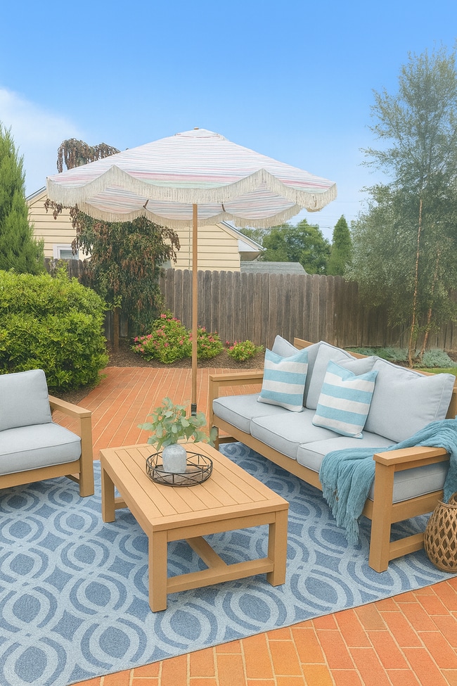 Building Photo - 3 bedroom Cape Cod