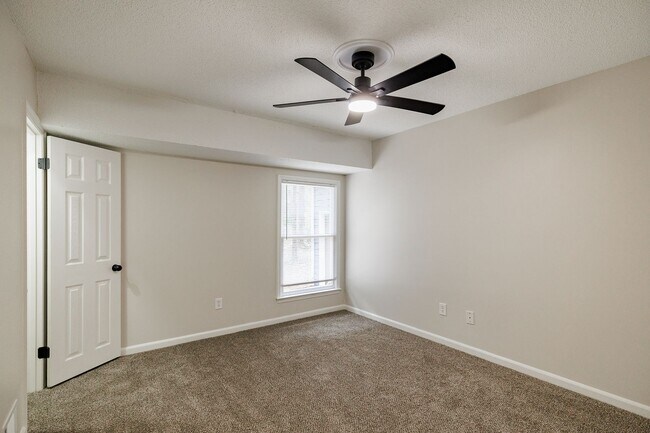 Building Photo - Updated Home in Ansley Park!