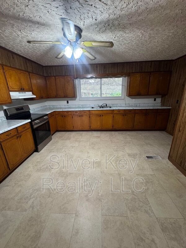 Building Photo - 397 Co Rd 189