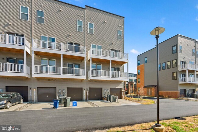 Building Photo - 16302 Connors Wy