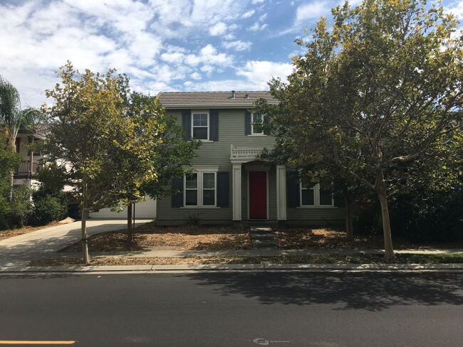 Building Photo - Colonial Style Home in Mountain House Move...