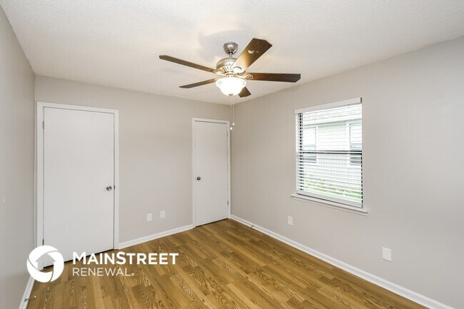 Building Photo - 7969 Sweet Rose Ln E