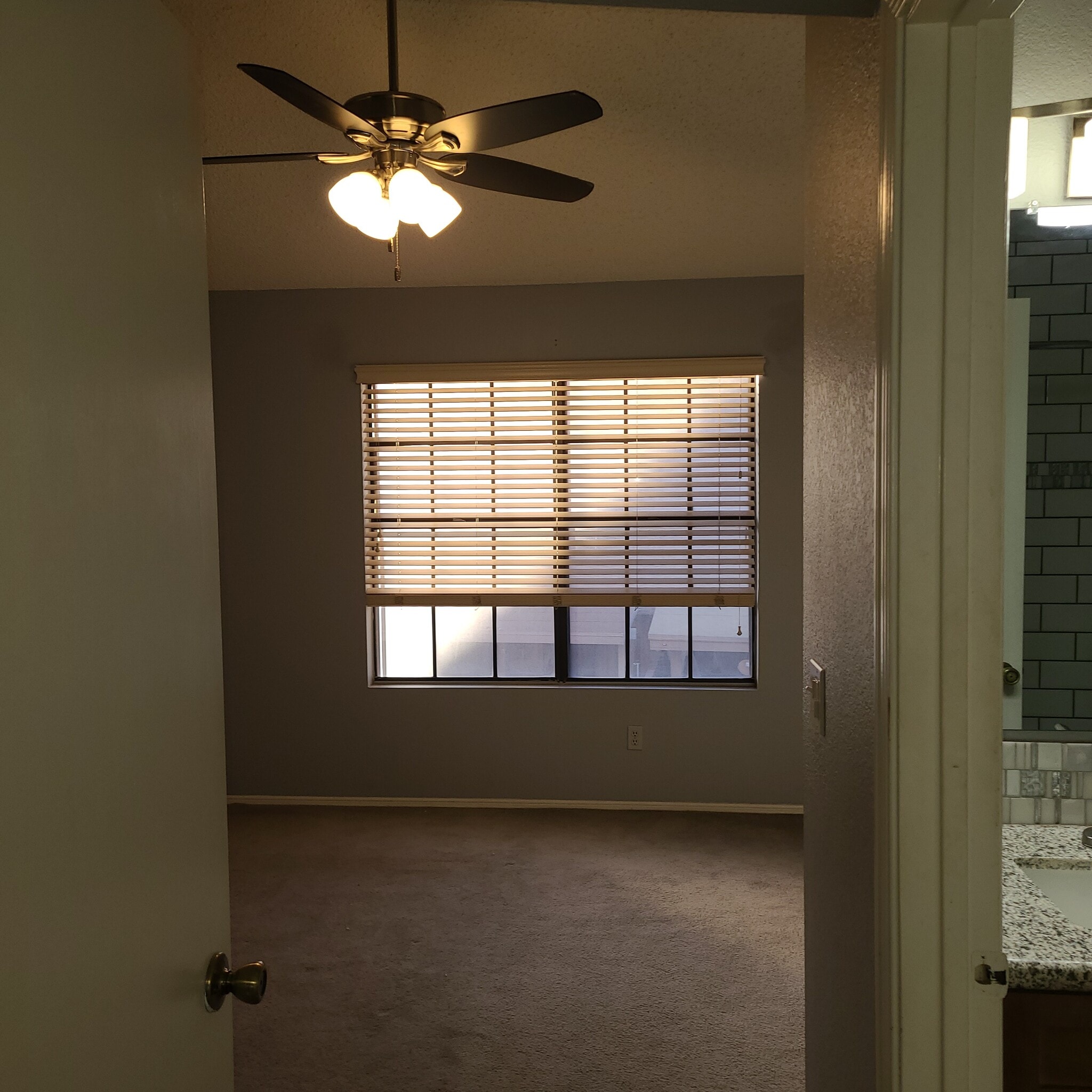 Building Photo - 3491 N Arizona Ave