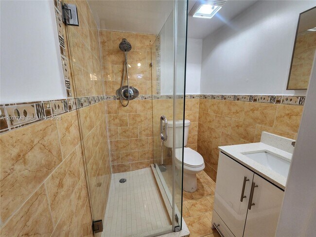 Building Photo - 15250 SW 80th St