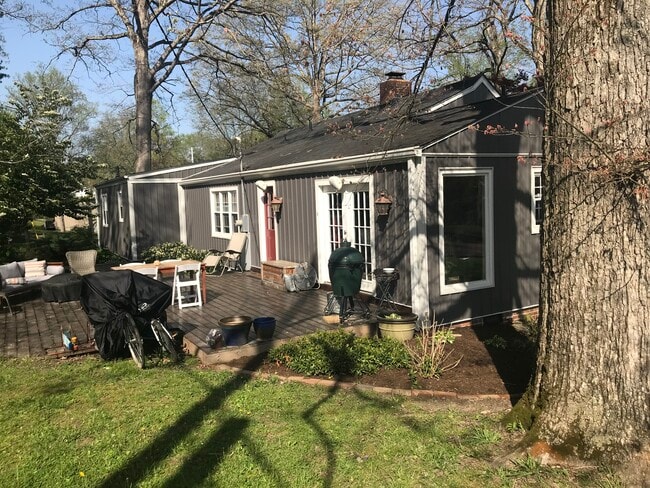 Primary Photo - 142 W Norris Rd