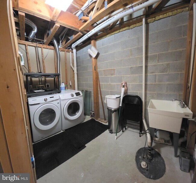 Building Photo - 21780 Canfield Terrace