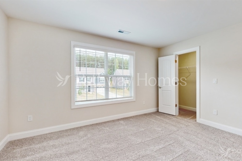 Building Photo - 129 Tanner Lp