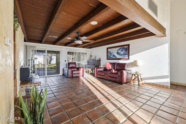 Building Photo - 40555 20th St W