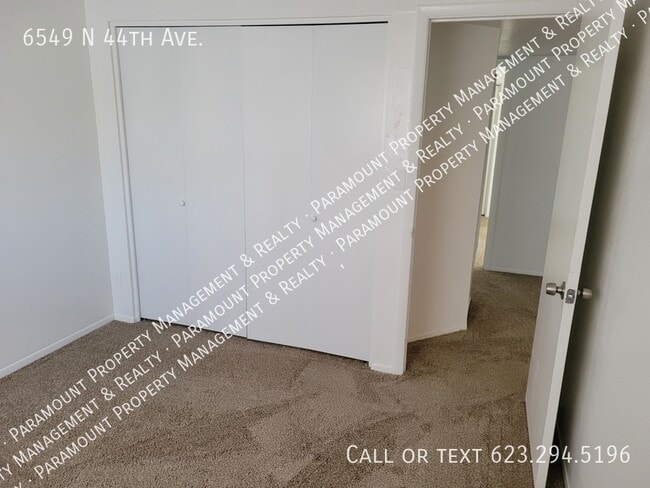 Building Photo - 6549 N 44th Ave