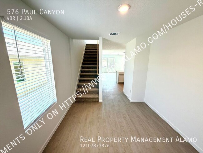 Building Photo - 576 Paul Cyn