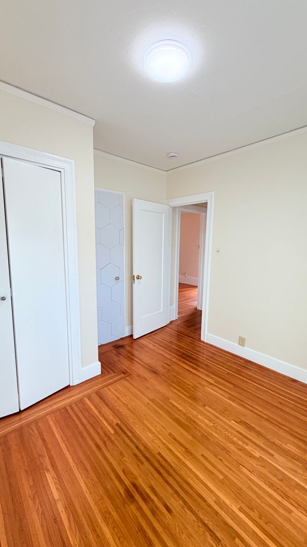 Building Photo - 3265 Liese Ave