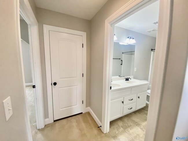 Building Photo - 108 Morning Vista Dr