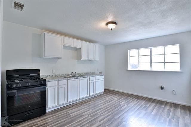 Building Photo - 1634 Briarwood St
