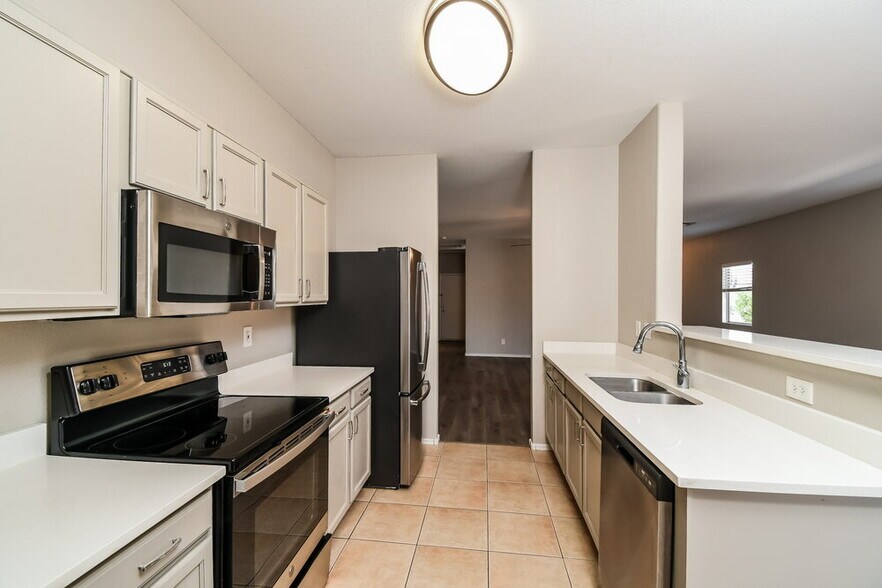 Building Photo - 1142 E Desert Rose Trail