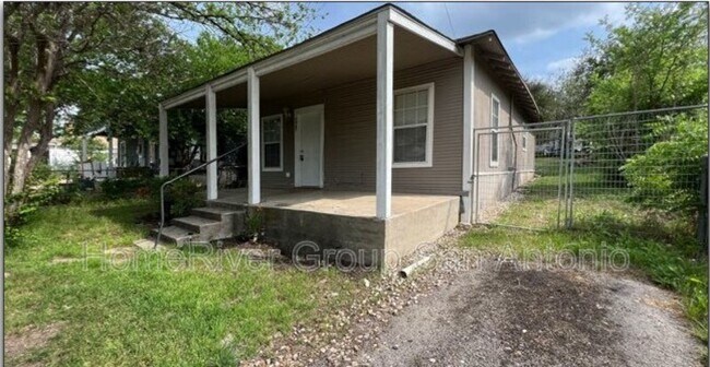 Building Photo - 228 Yucca St