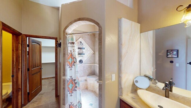 Building Photo - Furnished 5-Bedroom Home with Indoor Pool & Amenities