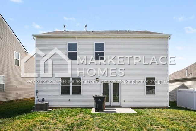 Building Photo - 5628 Hickory Woods Dr