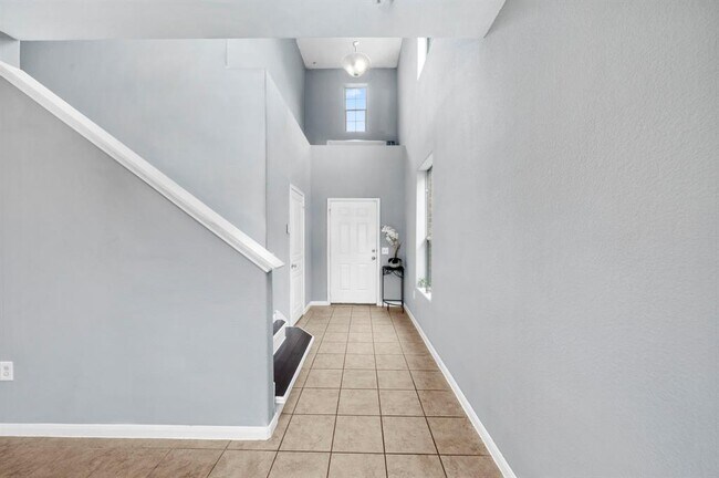 Building Photo - 16427 Misty Paloma Dr