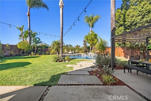 Building Photo - 25671 Cresta Loma