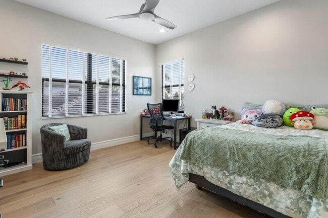 Building Photo - 17317 Santaluce Mnr