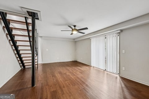 Building Photo - 2562 Farley St