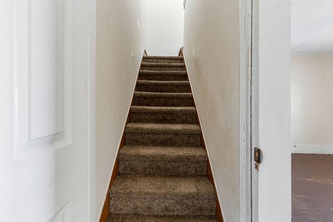 Building Photo - 104 Drugstore St