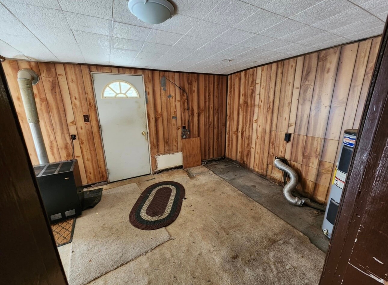 Building Photo - 542 S Wall St