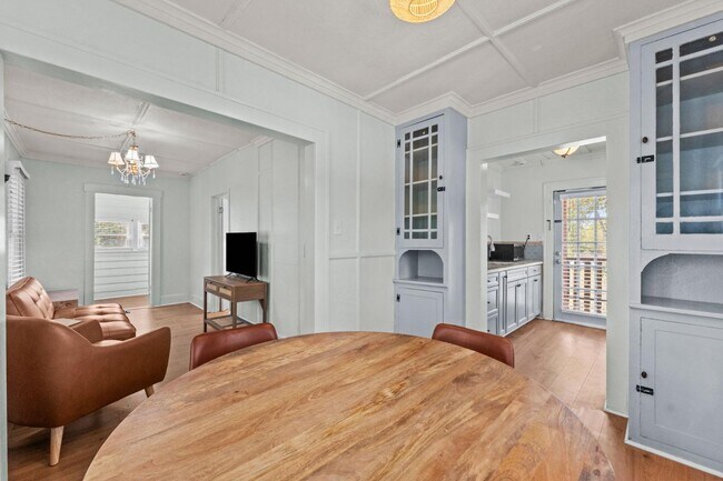 Building Photo - 4347 22nd Ave S