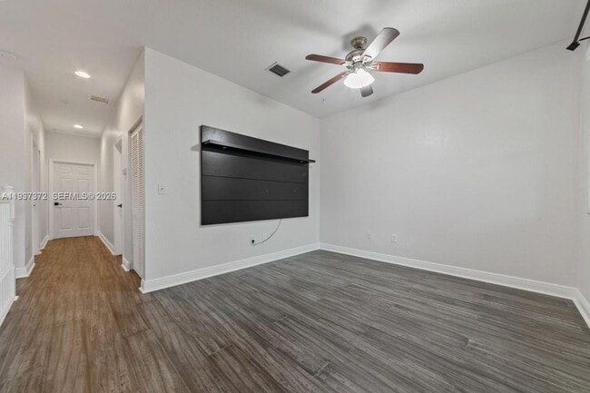 Building Photo - 1228 SW 147th Ave