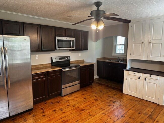 Building Photo - 3 bedroom semi Etters
