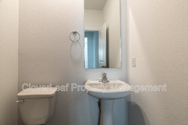 Building Photo - 3994 Turtle Creek