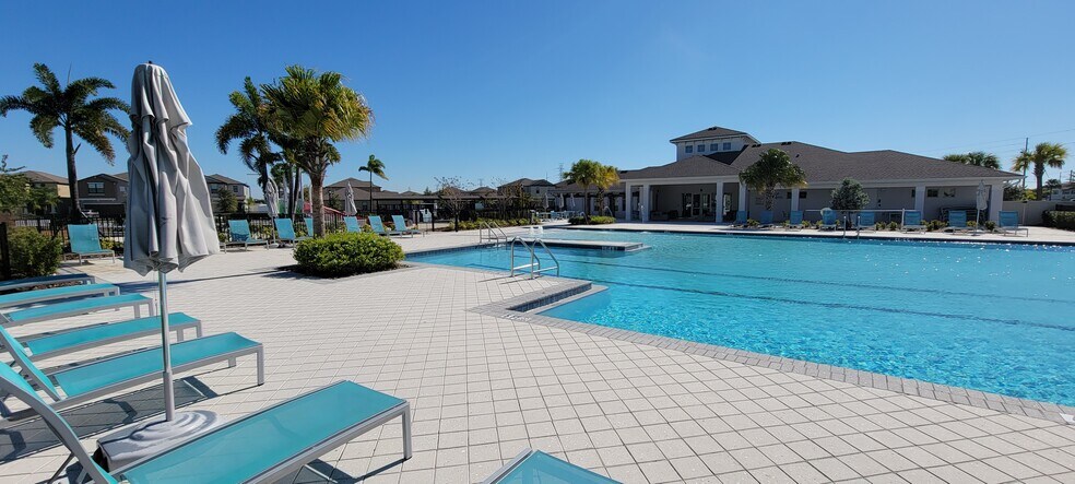 Building Photo - 4213 Romano Busciglio St