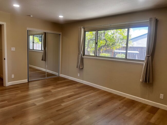 Building Photo - Updated Remodeled Single-Story San Jose Home | 4 Bed, 2 Bath | Blossom Valley