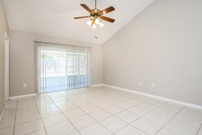 Building Photo - 3356 Kelsey Ln