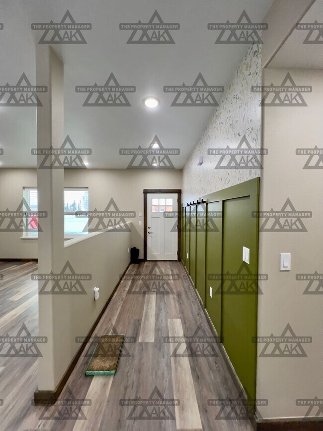 Building Photo - Beautiful 3-Bedroom, 2-Bath Home in North Pole / 2-Car Garage & Pet Friendly!