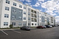 Building Photo - 1210 Southstation Pl
