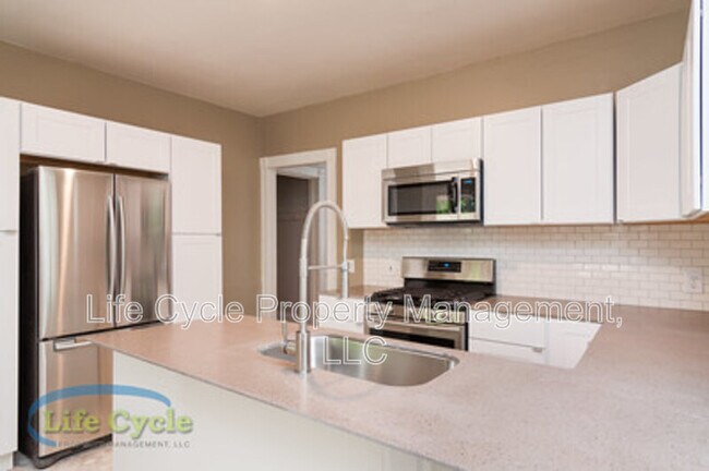 Building Photo - 47 Prospect Ave SE