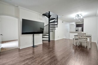 Building Photo - 1225 Island Ave