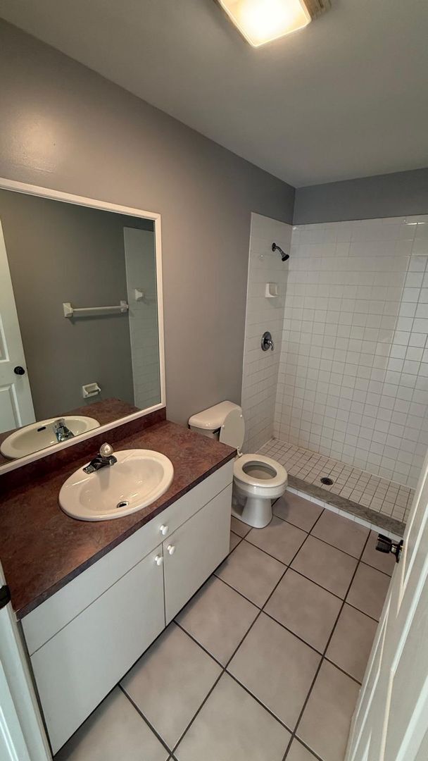 Building Photo - Unit 1 @1407 SE 24TH AVE