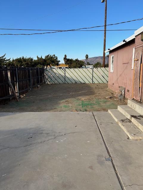 Building Photo - 349 N Buena Vista St